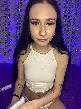 SnowWhite_Lissa's cam snapshot