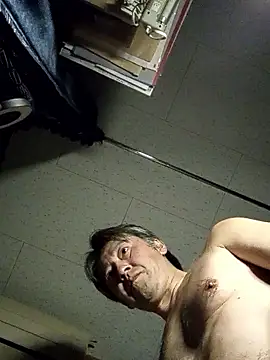 flymetothemoon1986 live sex cam