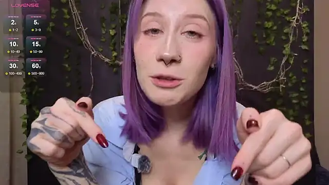 christy_memeow live sex cam