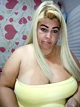 BonniAdams live sex cam