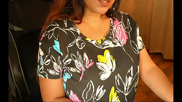 sneha_hussy live sex cam