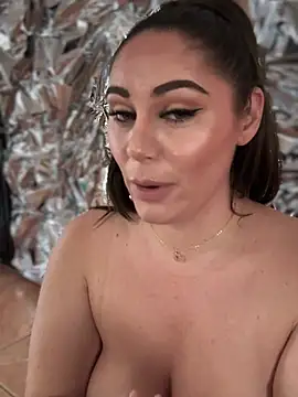 lovely_beast's cam snapshot