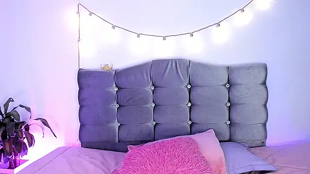 _valediaz__'s cam snapshot