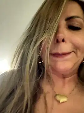 _Abril-Office1 live sex cam