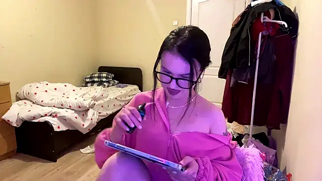 AkilahMilke's cam snapshot