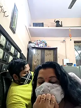 bobbyronak live sex cam