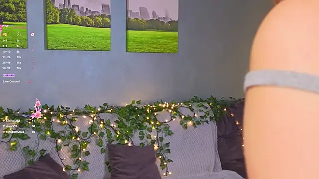 LolaLushhz live sex cam