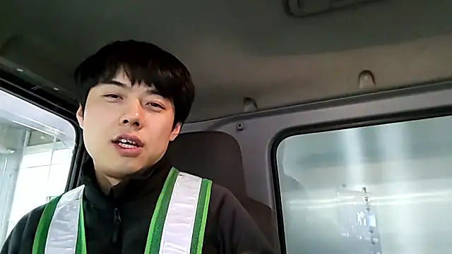 whitebriefboy live sex cam