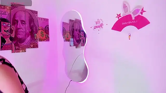 nova_beaumonth's cam snapshot