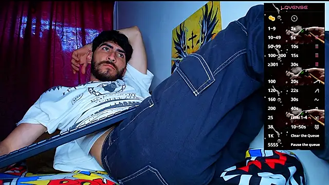 Thomass00 live sex cam