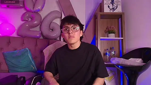 PepperTwink live sex cam