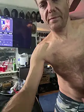 AidenMcKnight live sex cam