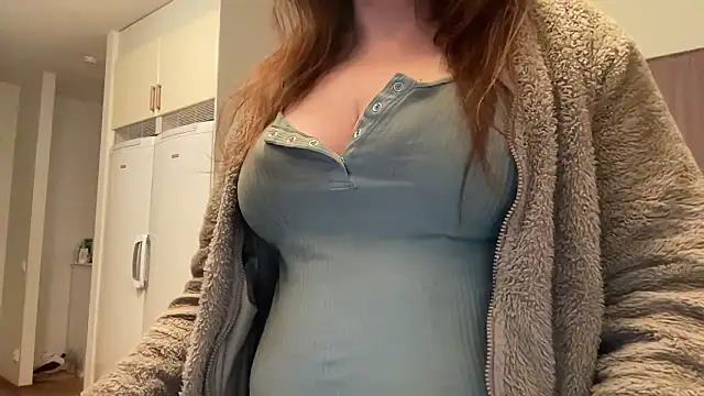 cumwithmee3 live sex cam