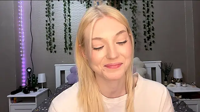 LlsabethHaze's cam snapshot