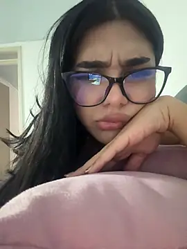 RoseCassie live sex cam