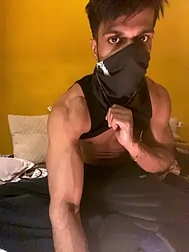 Hunkyardd live sex cam