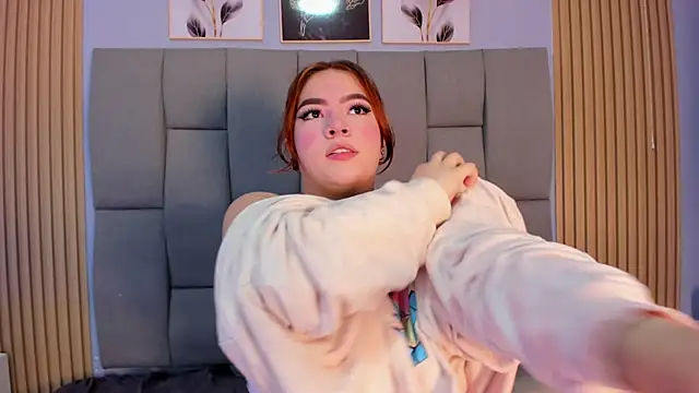 Kandyfrees_'s cam snapshot