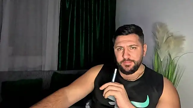 Gold_Alpha_Boy live sex cam