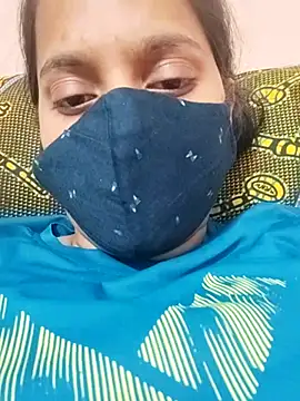 me-leela's cam snapshot