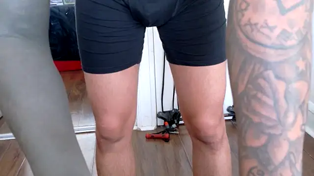 WyattBBC live sex cam