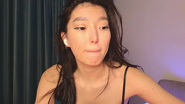 AudreyMell live sex cam