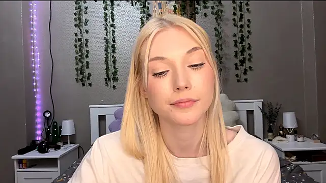 LlsabethHaze's cam snapshot