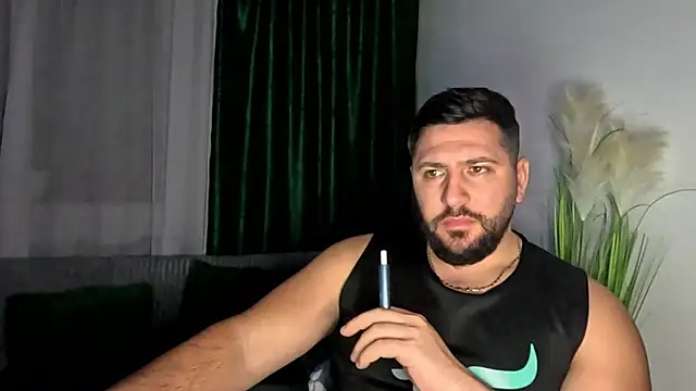 Gold_Alpha_Boy live sex cam