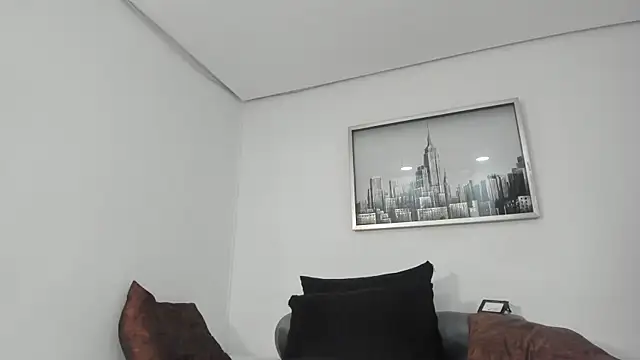 sarah_ashbourne live sex cam