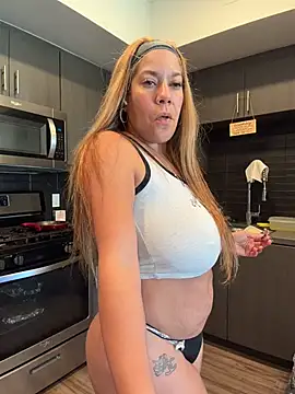 Bigbuttbrooklynn live sex cam