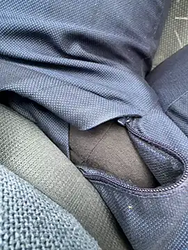 pranastro00 live sex cam