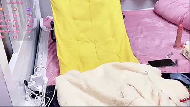 YOYO--728 live sex cam