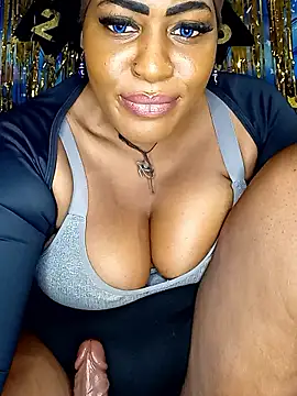 AmazonianMistress live sex cam