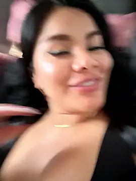 Issane_Peru live sex cam