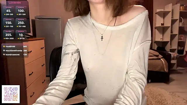 MarieHernandez's cam snapshot