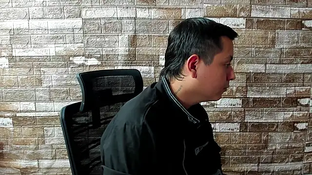 Hadarah_and_Hasan's cam snapshot