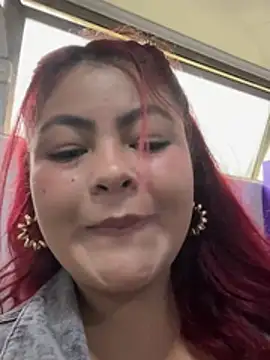 lia_moon77 live sex cam