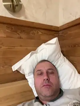 Lecatore80's cam snapshot