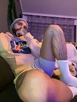 1Richrichard1's cam snapshot