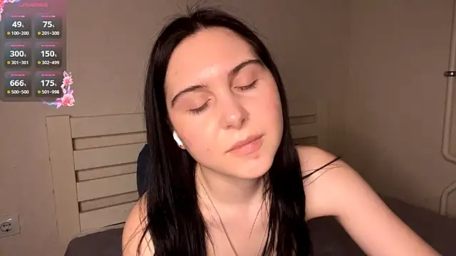 MyraLitterers's cam snapshot