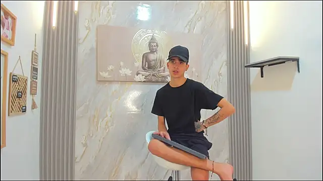 HEART_OF_MILAMBER's cam snapshot