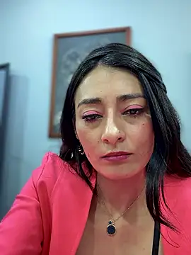 _Bella-Office1's cam snapshot