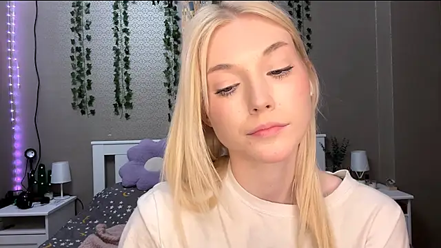 LlsabethHaze's cam snapshot