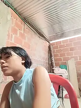 triana-hot18's cam snapshot