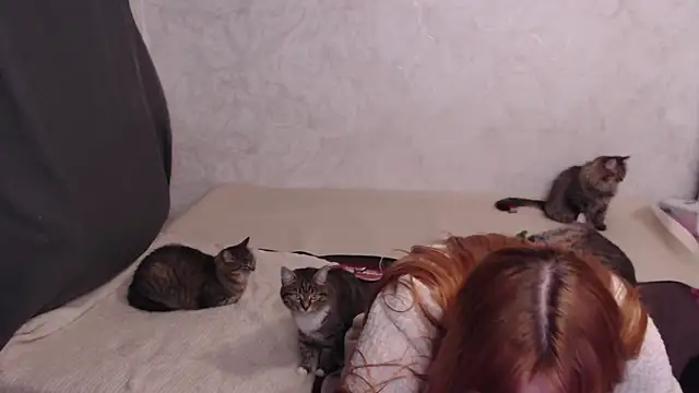 Olivia_Winston's cam snapshot