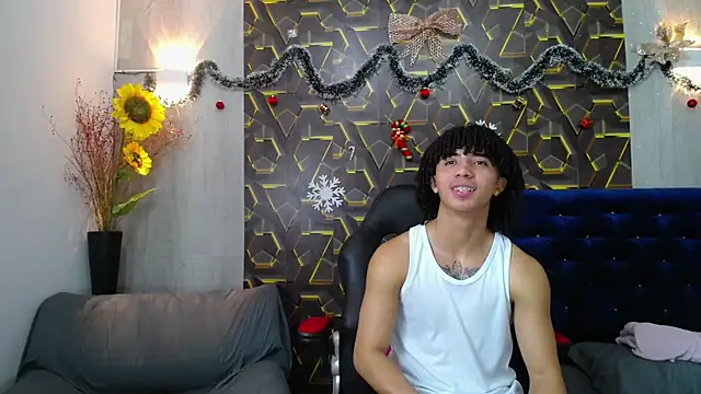 kim_curlyy's cam snapshot