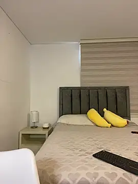 Isabella_LaRue's cam snapshot