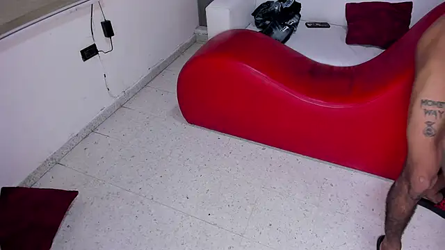 Hot_destructionXxx18's cam snapshot