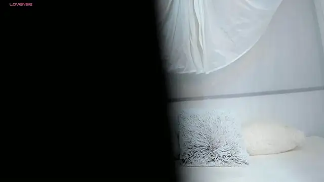 kym_valery live sex cam