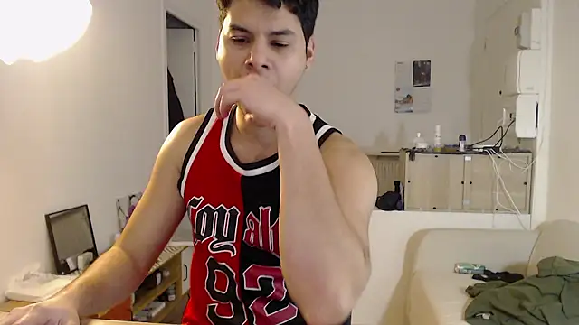 tomas_boy20's cam snapshot