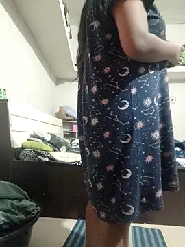 Priya_Strip live sex cam